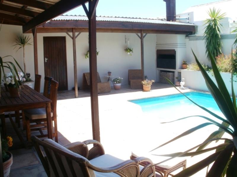 3 Bedroom Property for Sale in Sunnydale Western Cape